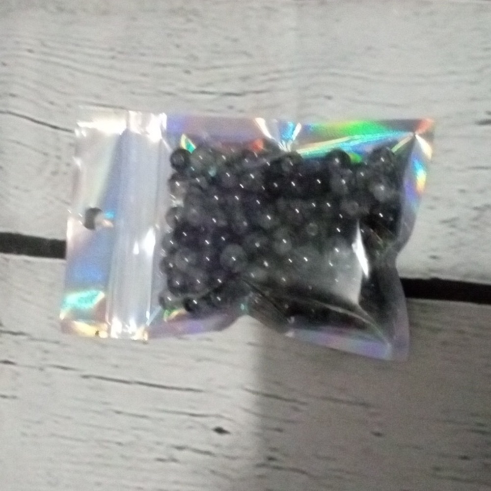 100 pieces or more